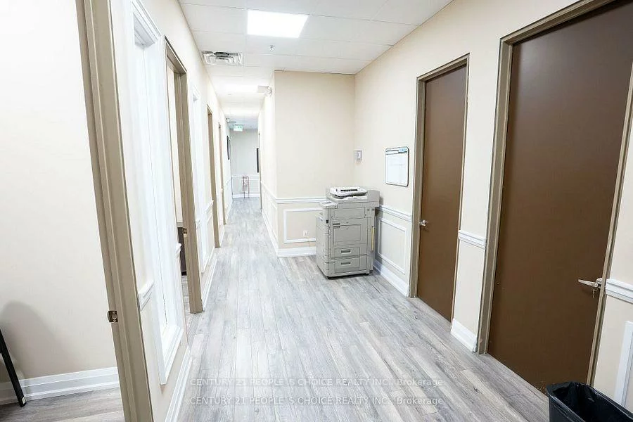5160, EXPLORER, Airport Corporate, Mississauga