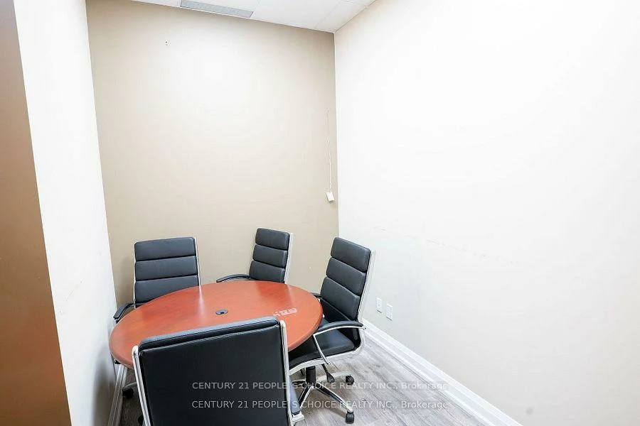 5160, EXPLORER, Airport Corporate, Mississauga