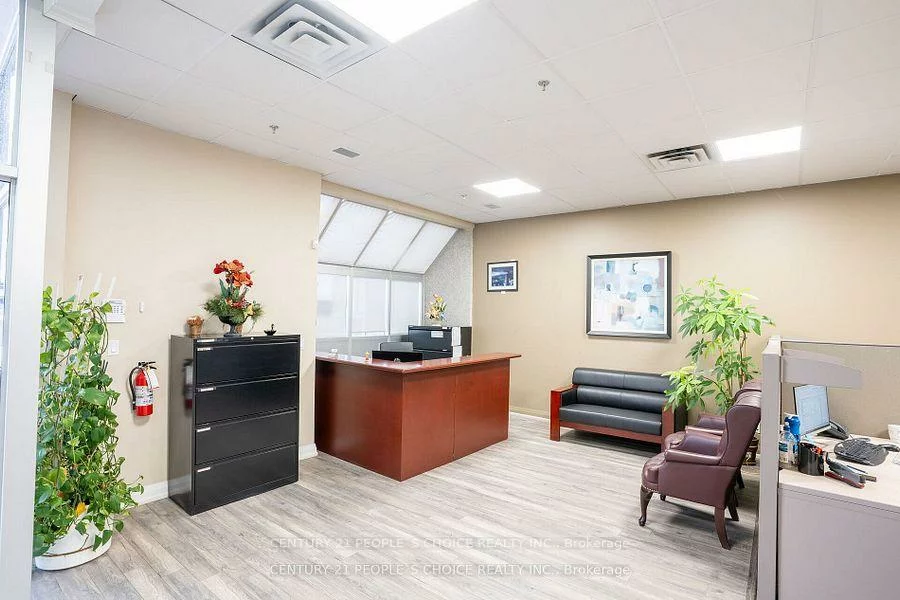 5160, EXPLORER, Airport Corporate, Mississauga