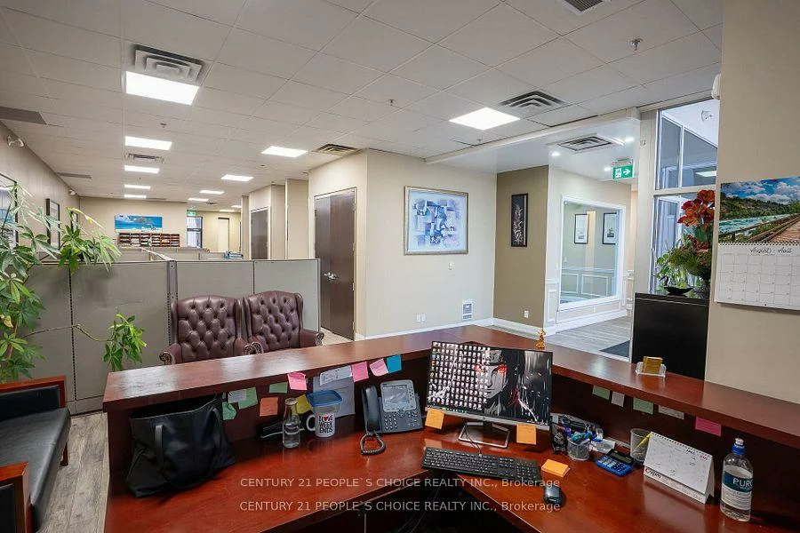 5160, EXPLORER, Airport Corporate, Mississauga