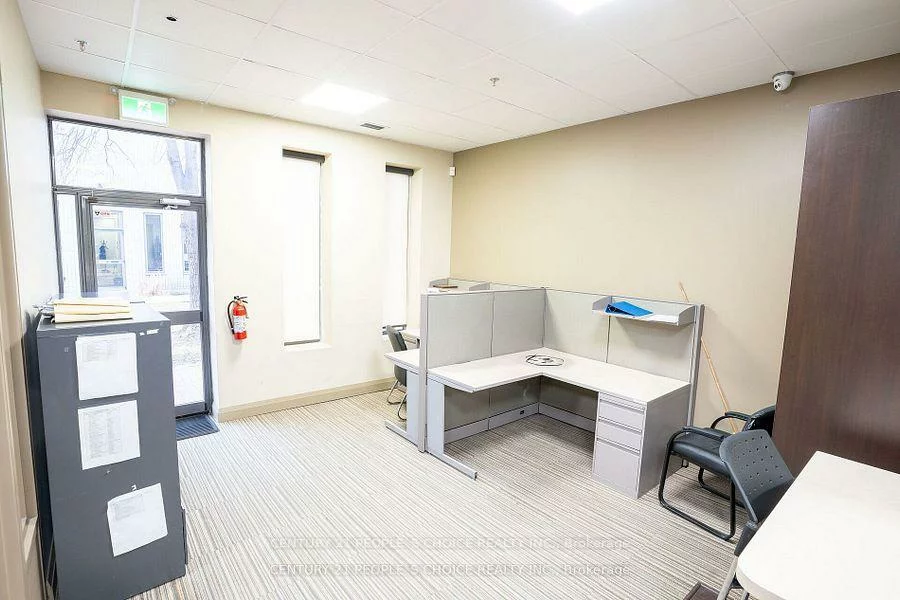 5160, EXPLORER, Airport Corporate, Mississauga