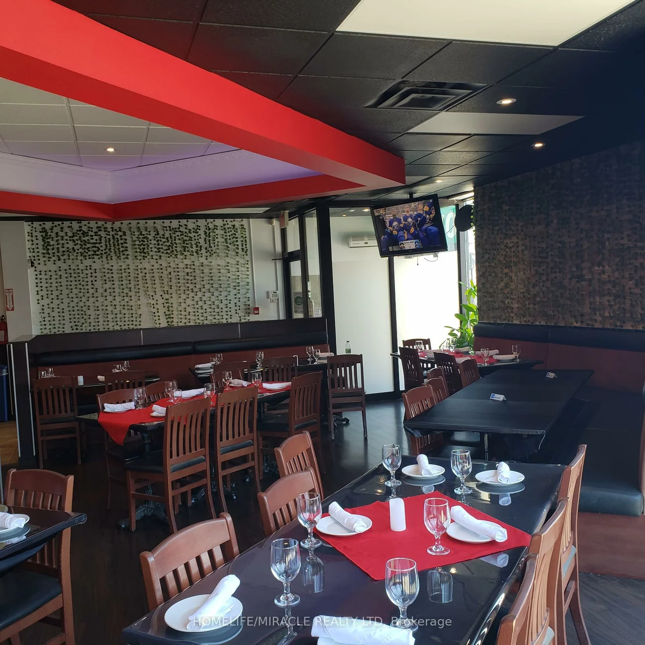 49, Matheson, Hurontario, Mississauga