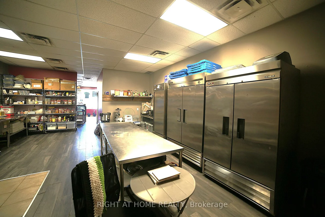 3955, Erin Centre, Churchill Meadows, Mississauga