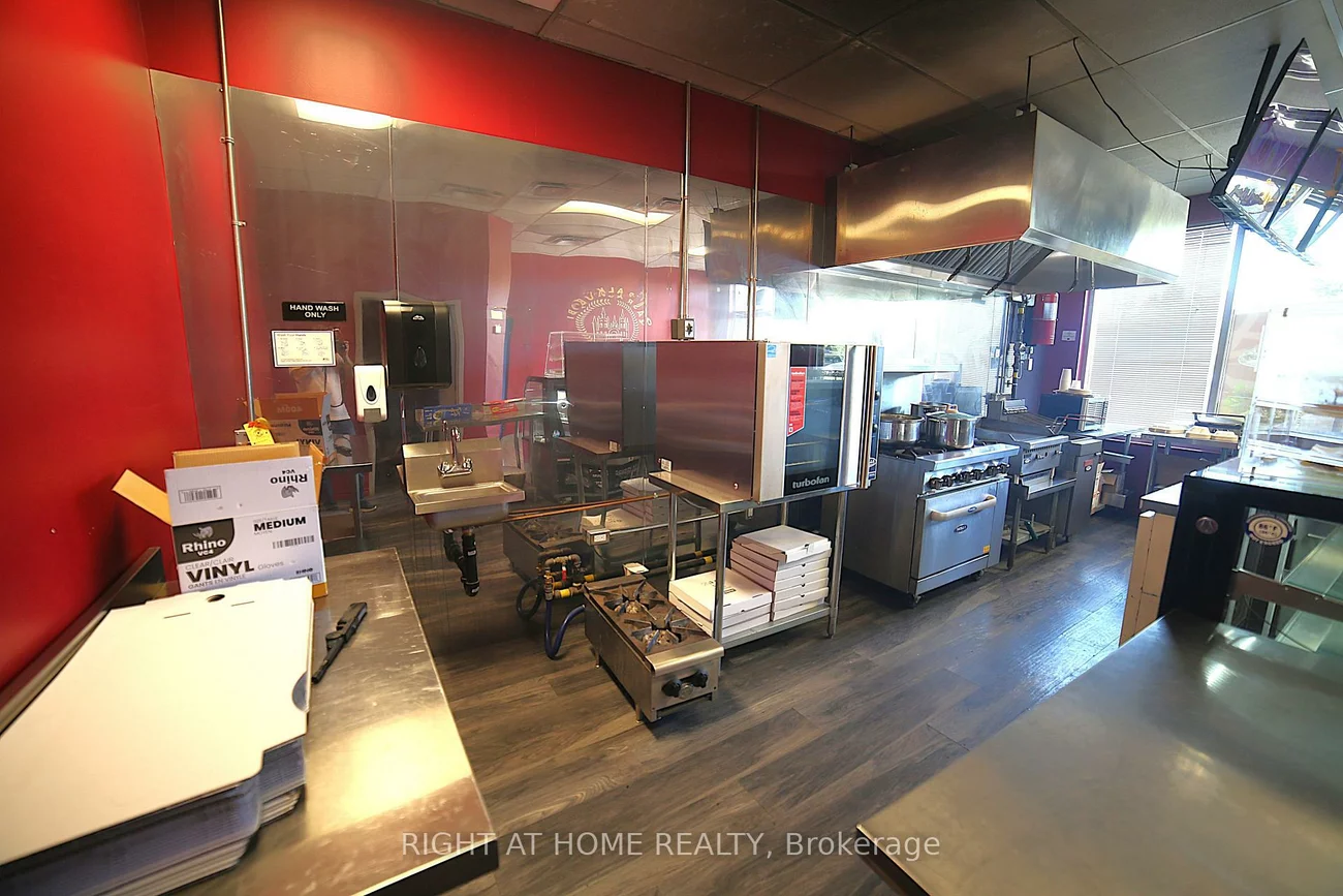 3955, Erin Centre, Churchill Meadows, Mississauga