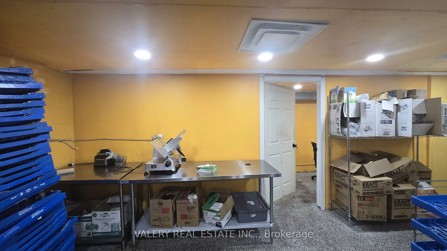 1125, Dundas Street East, Applewood, Mississauga