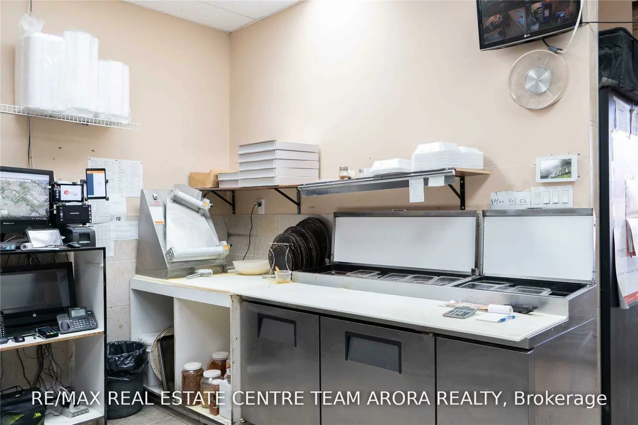 1, Glenn Hawthorne, Hurontario, Mississauga