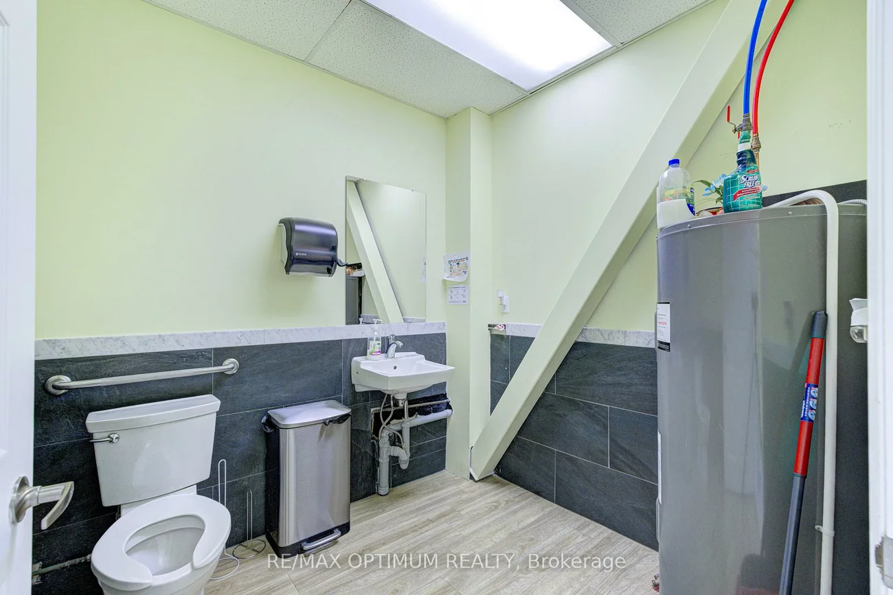 6956, Financial, Meadowvale Business Park, Mississauga