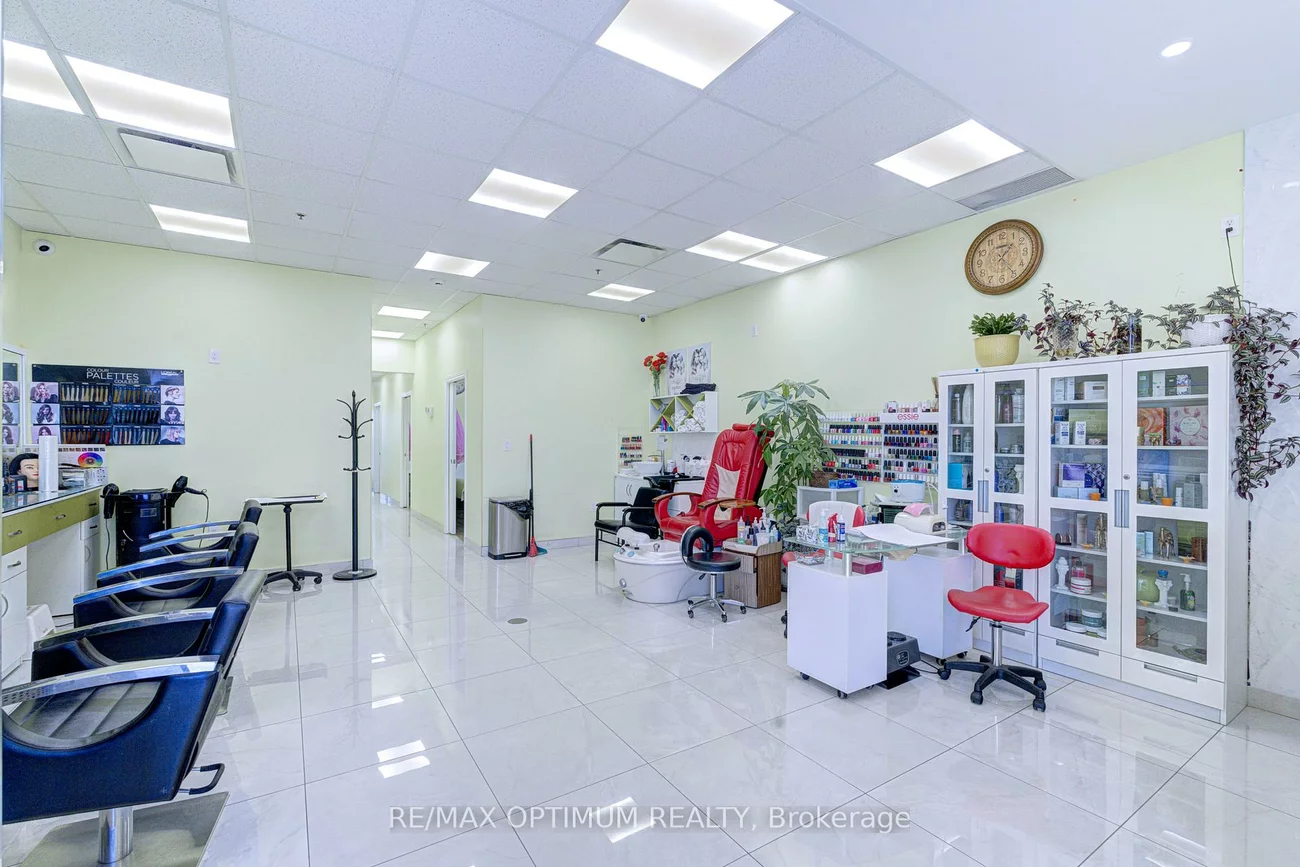 6956, Financial, Meadowvale Business Park, Mississauga