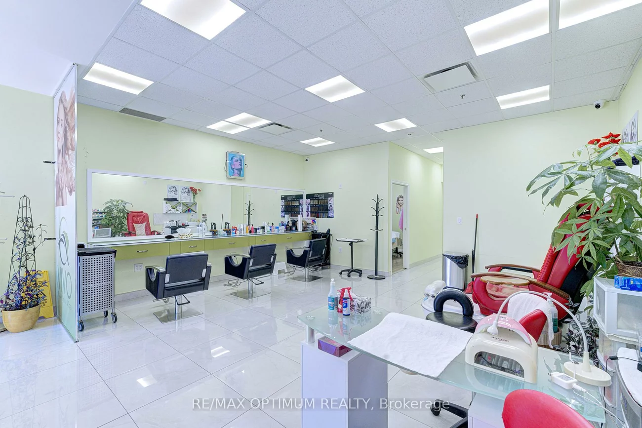 6956, Financial, Meadowvale Business Park, Mississauga