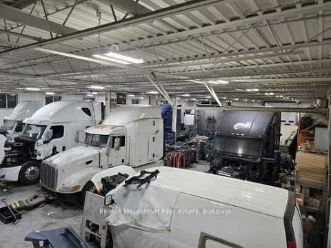 5435, Maingate, Northeast, Mississauga