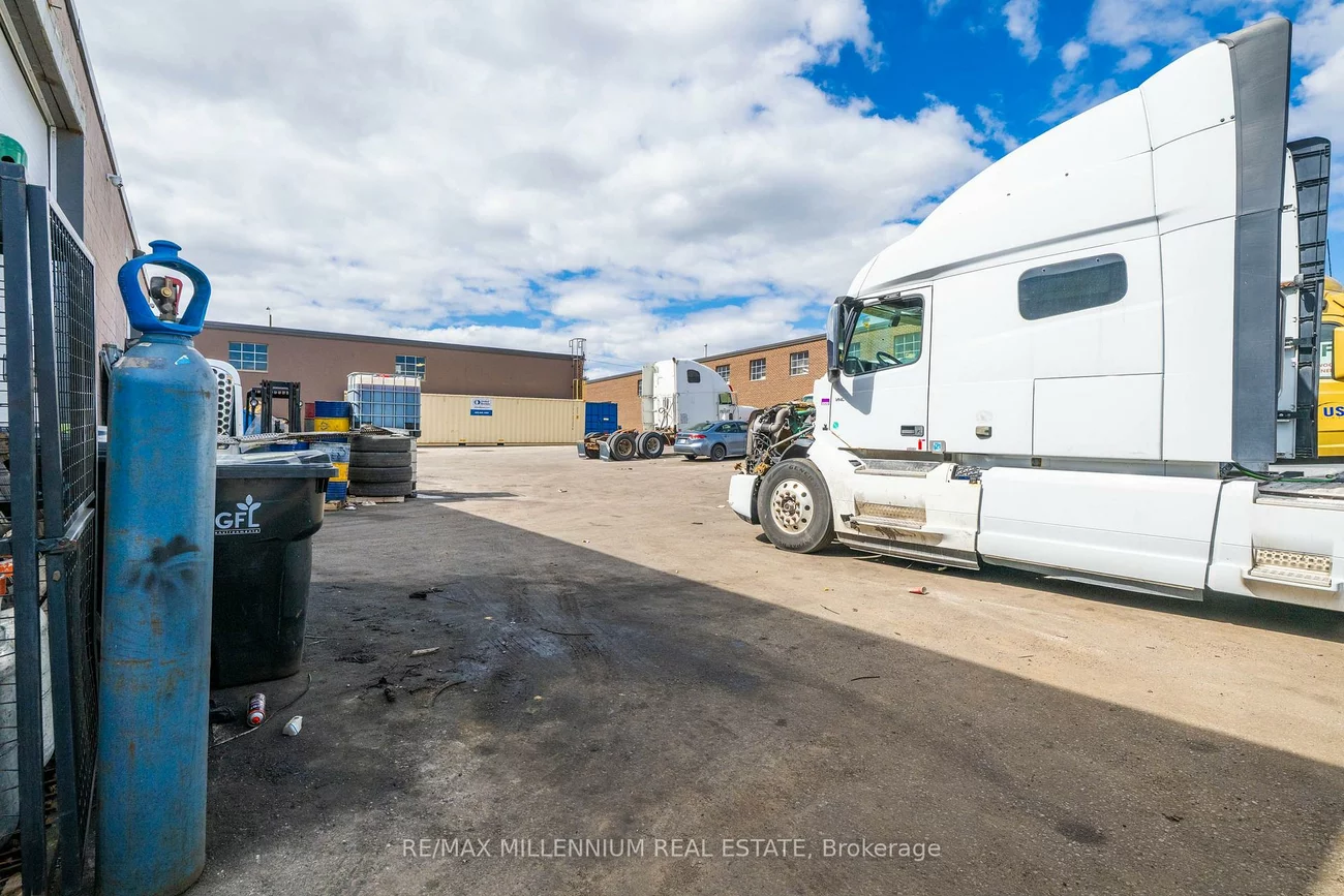5435, Maingate, Northeast, Mississauga