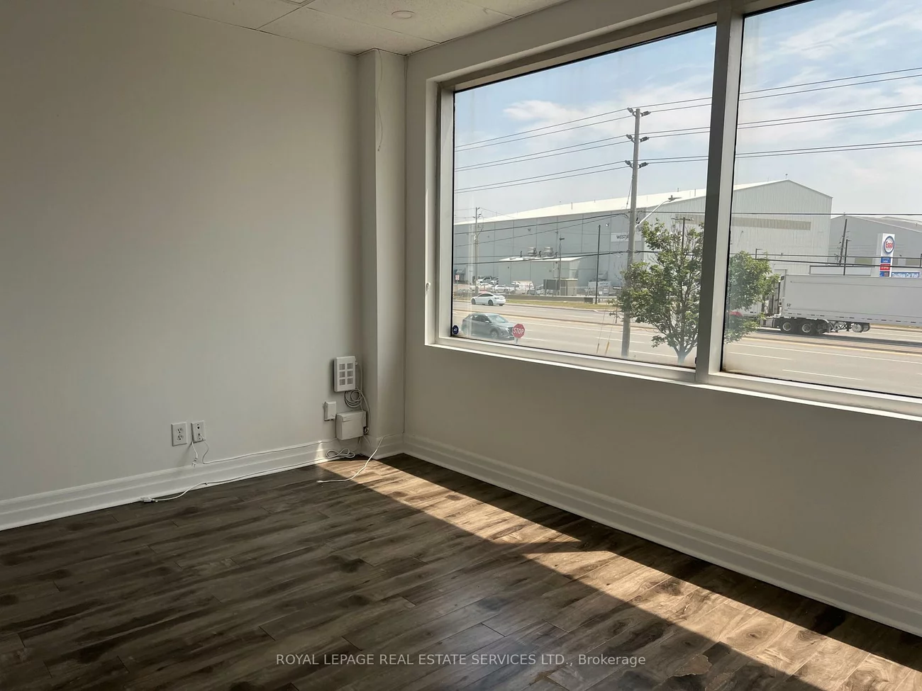2355, Derry, Northeast, Mississauga