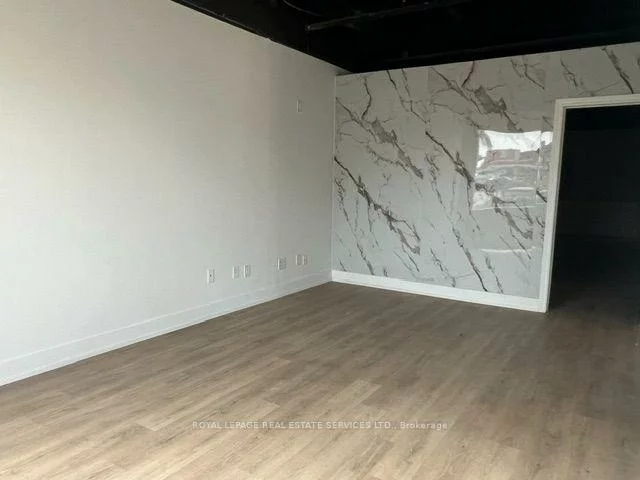 2355, Derry, Northeast, Mississauga