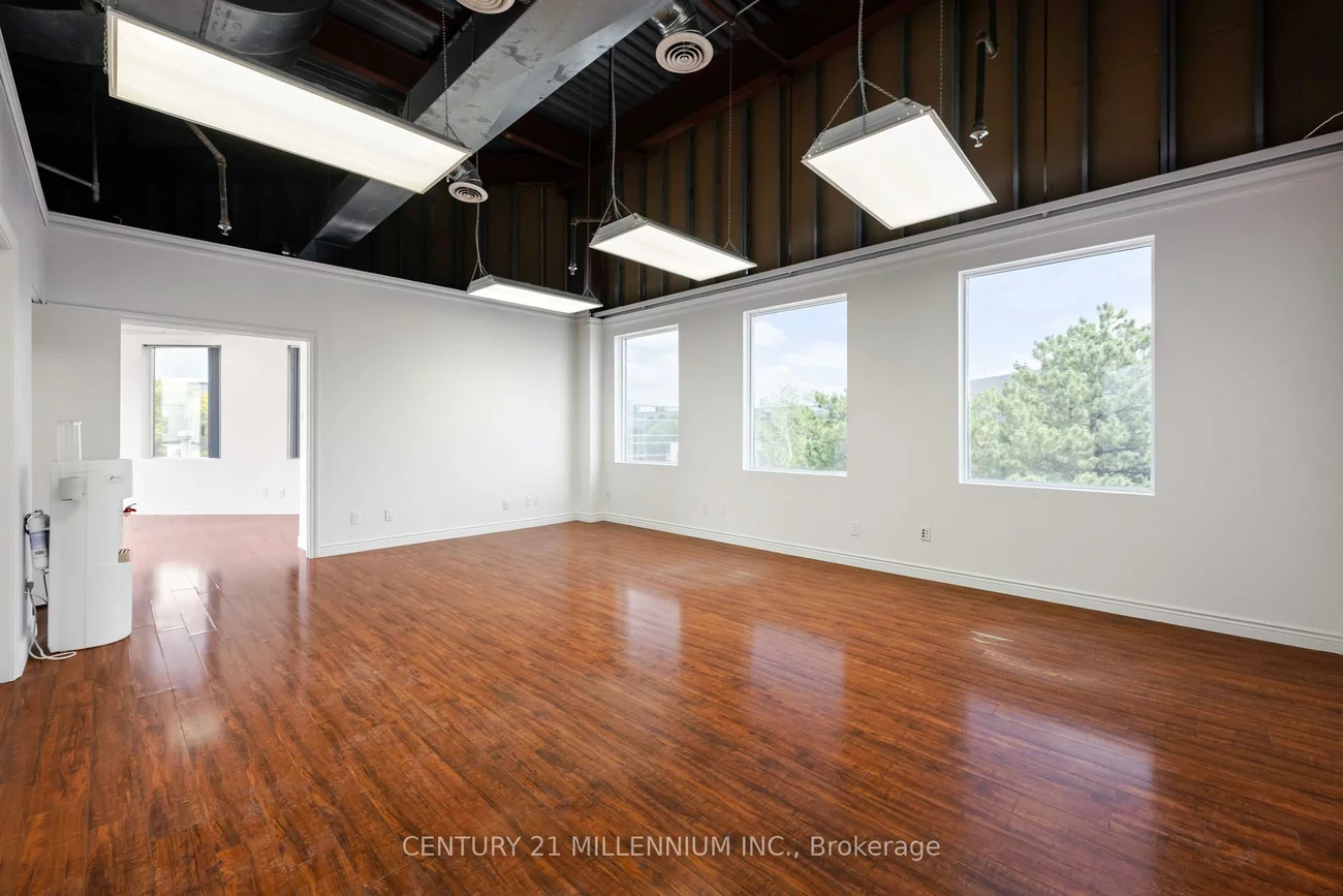 2355, Derry, Northeast, Mississauga