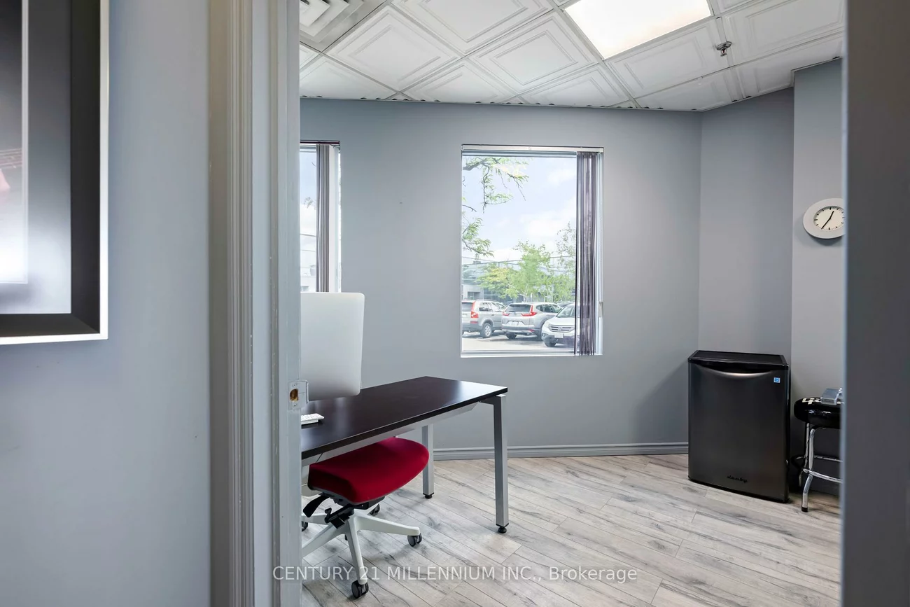 2355, Derry, Northeast, Mississauga