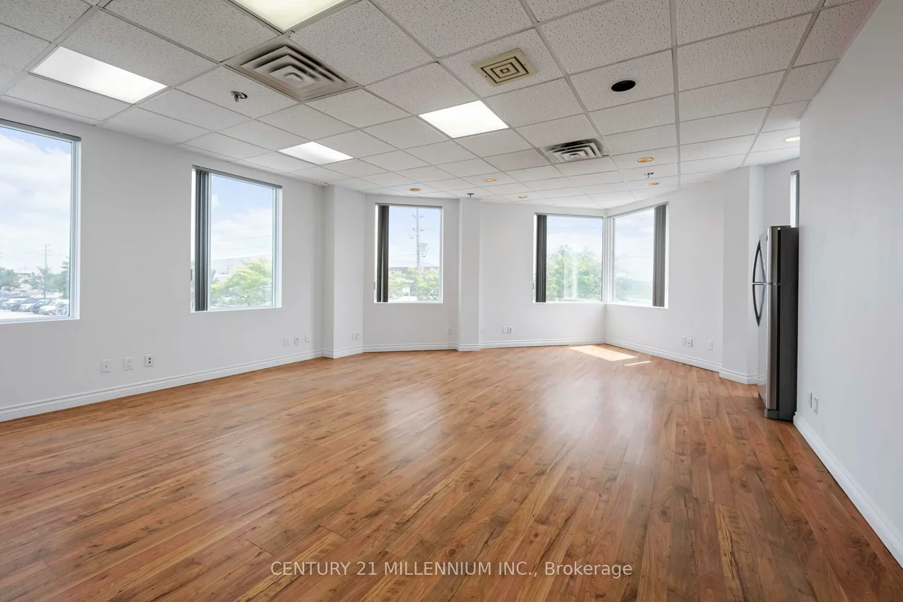 2355, Derry, Northeast, Mississauga