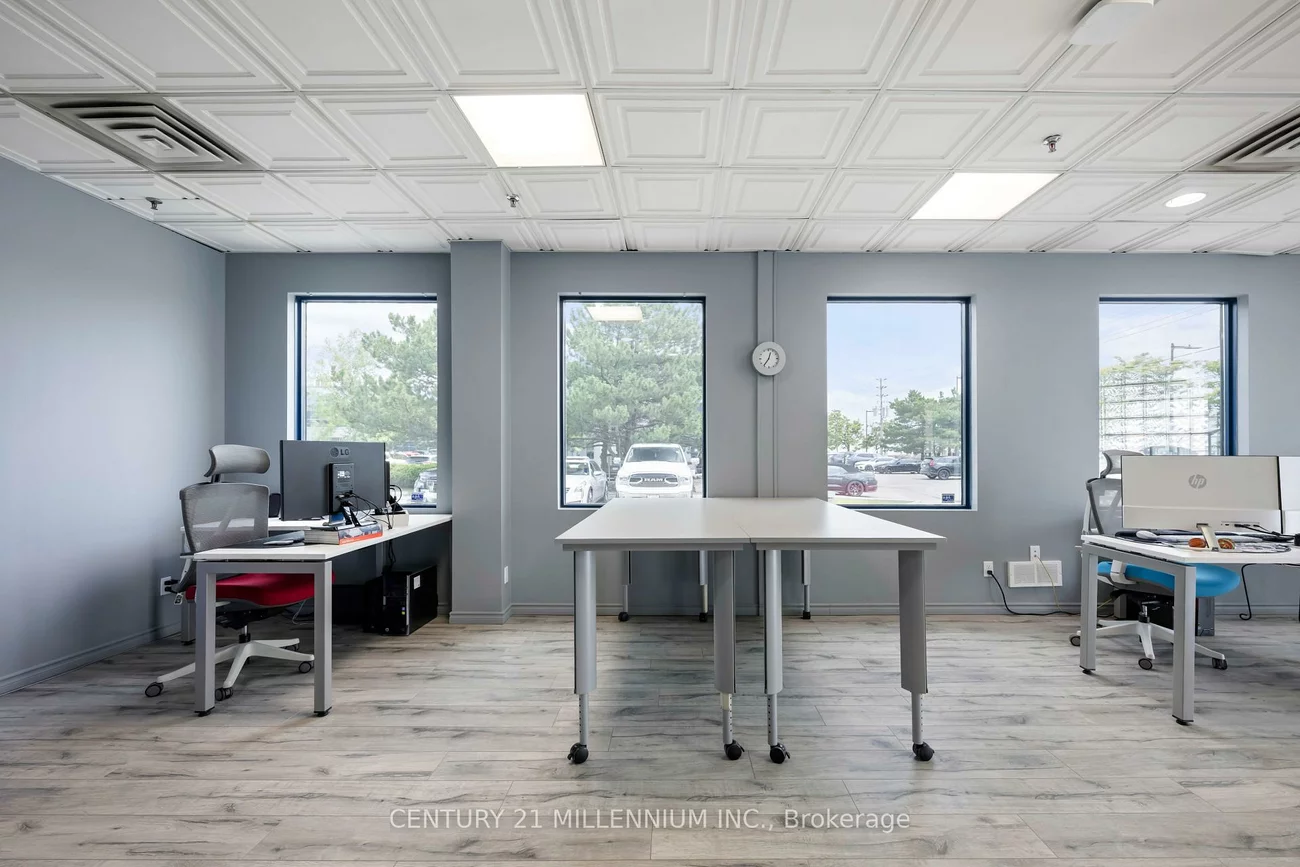 2355, Derry, Northeast, Mississauga