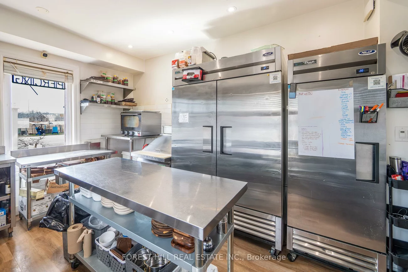 151, Queen, Streetsville, Mississauga