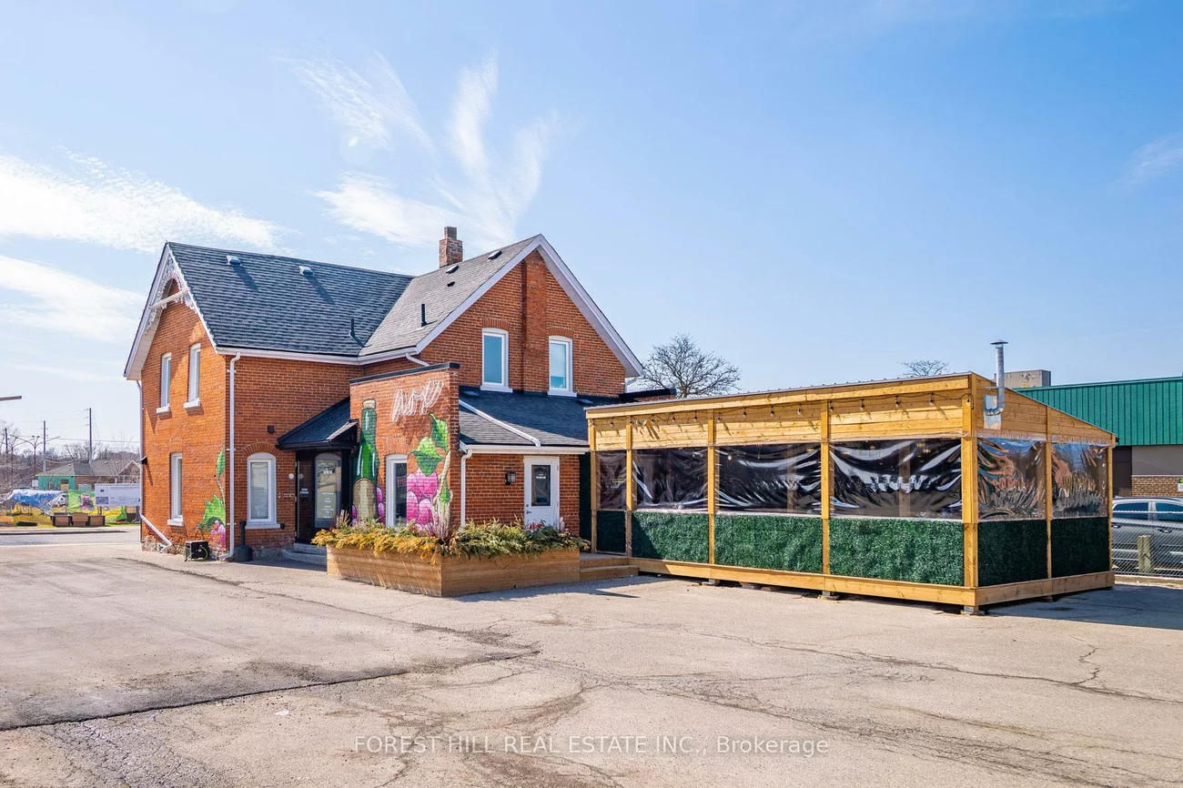 151, Queen, Streetsville, Mississauga