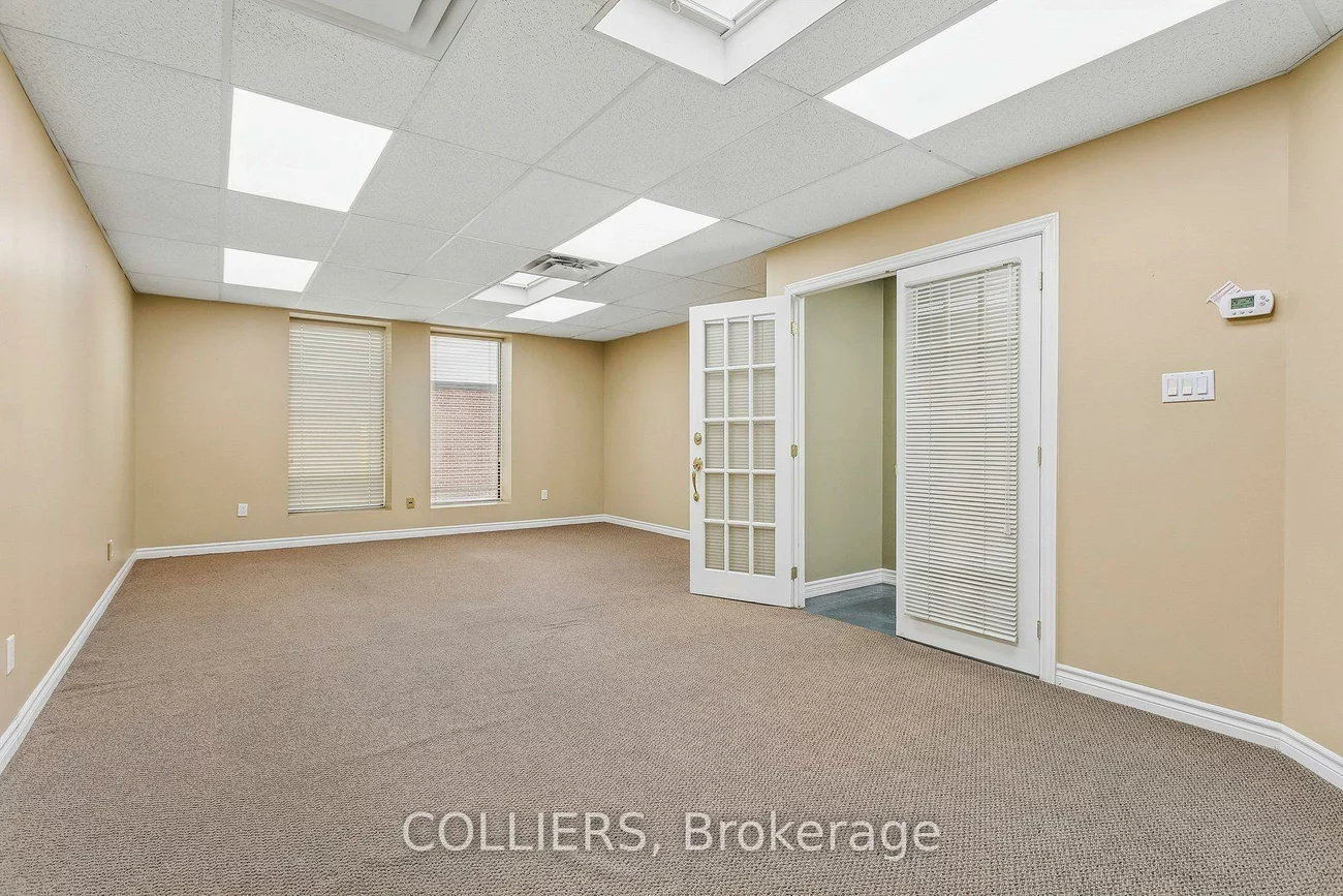 939, Pantera, Northeast, Mississauga