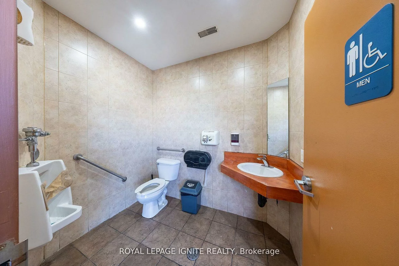 1706, Dundas, Dixie, Mississauga