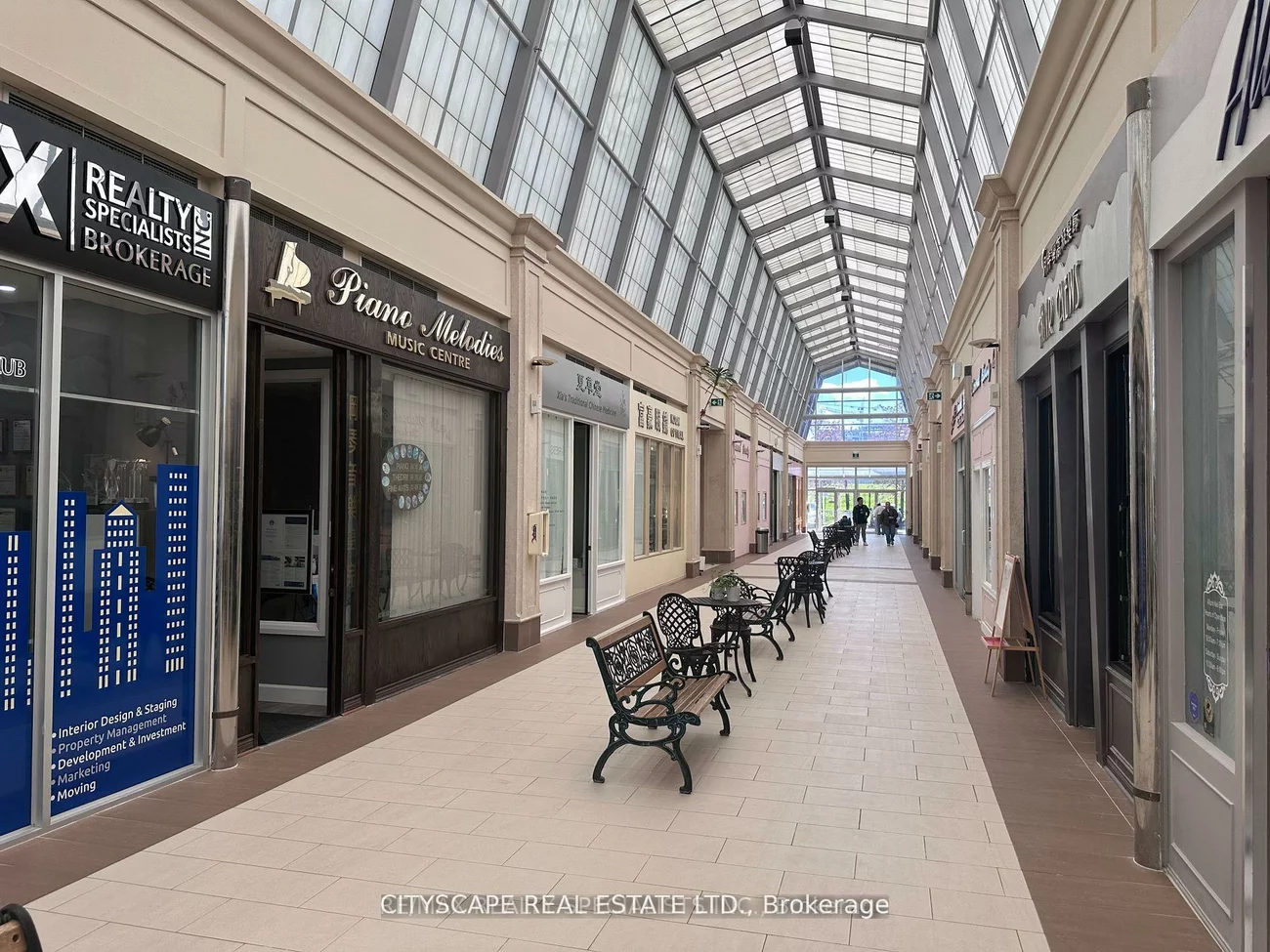 1675, The Chase, Central Erin Mills, Mississauga