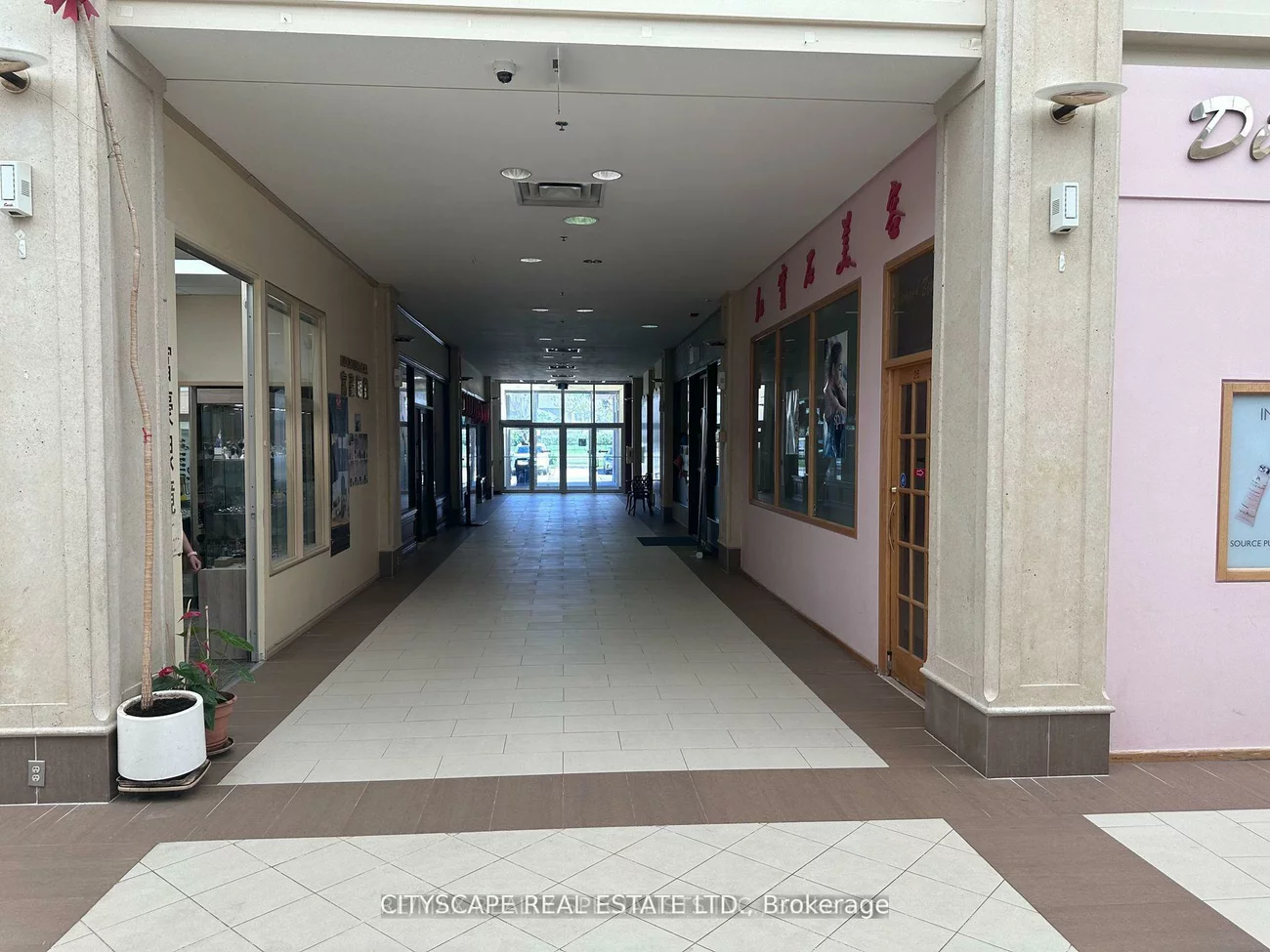 1675, The Chase, Central Erin Mills, Mississauga