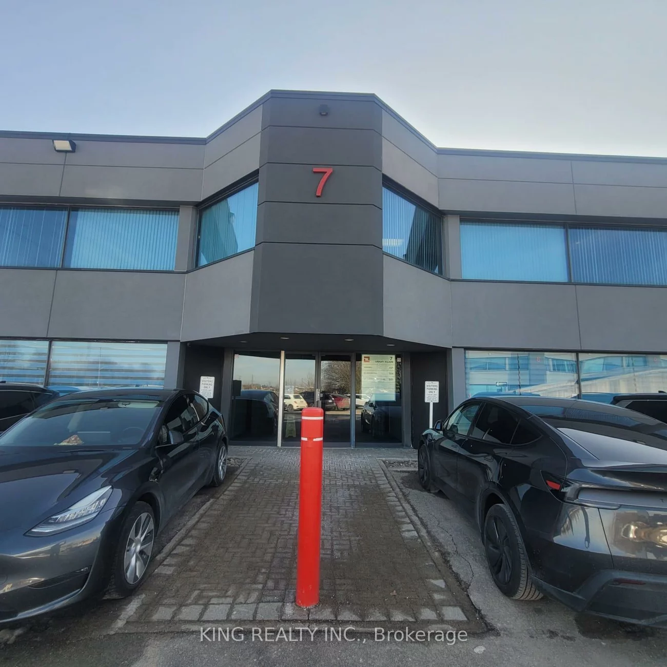 2600, Skymark, Airport Corporate, Mississauga