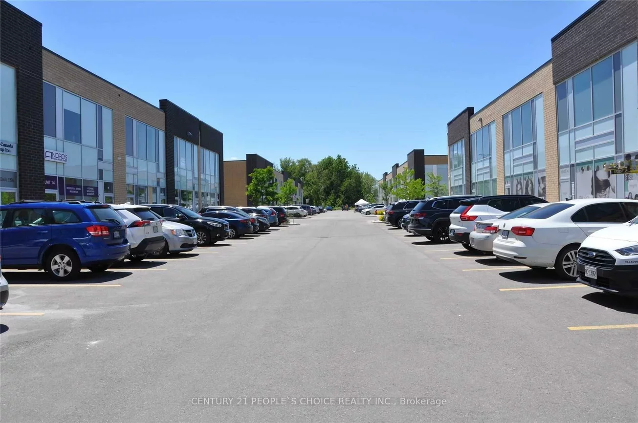 1185, Queensway, Dixie, Mississauga