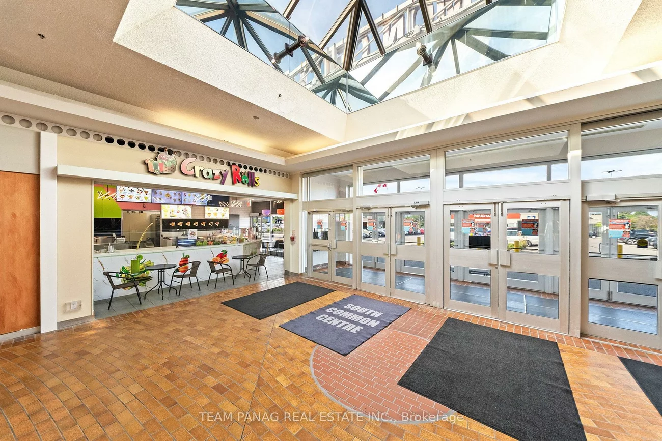 2150, Burnhamthorpe, Erin Mills, Mississauga
