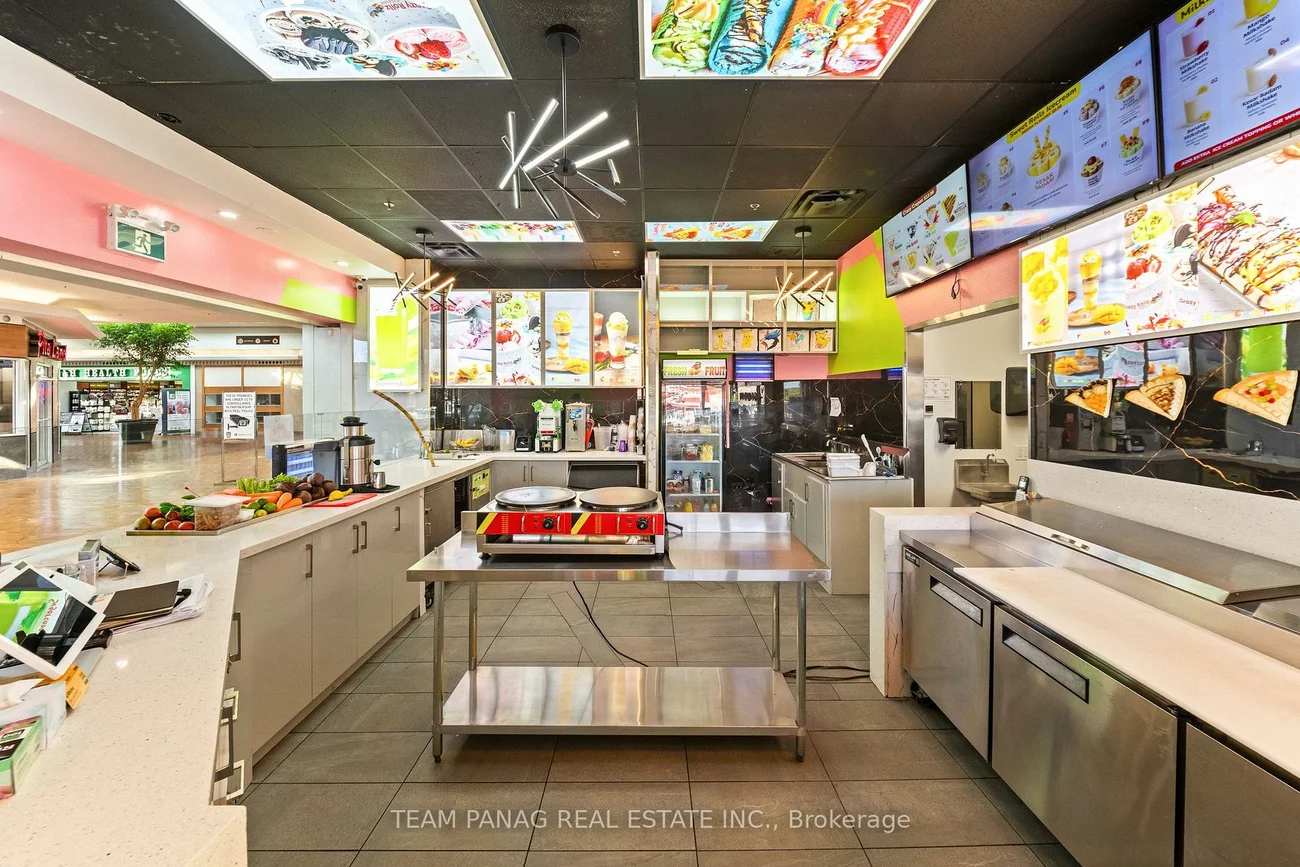 2150, Burnhamthorpe, Erin Mills, Mississauga