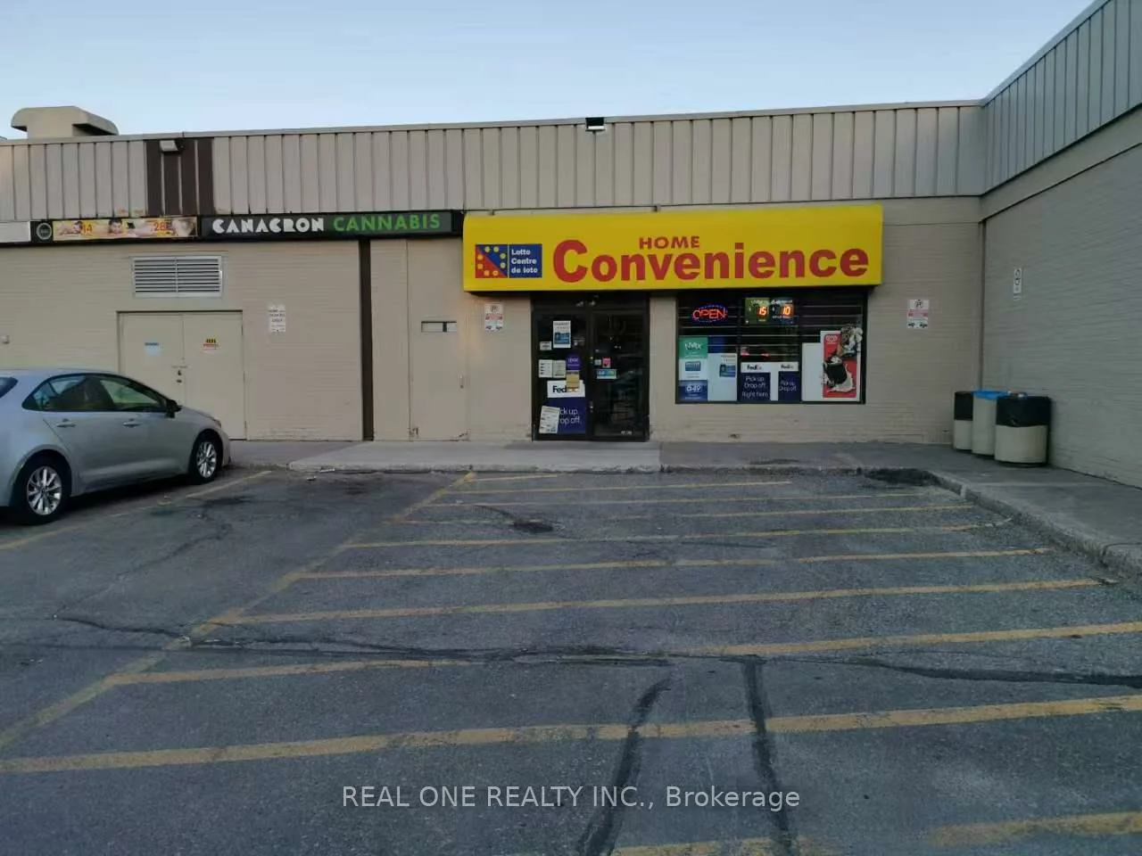 1151, Dundas, Erindale, Mississauga