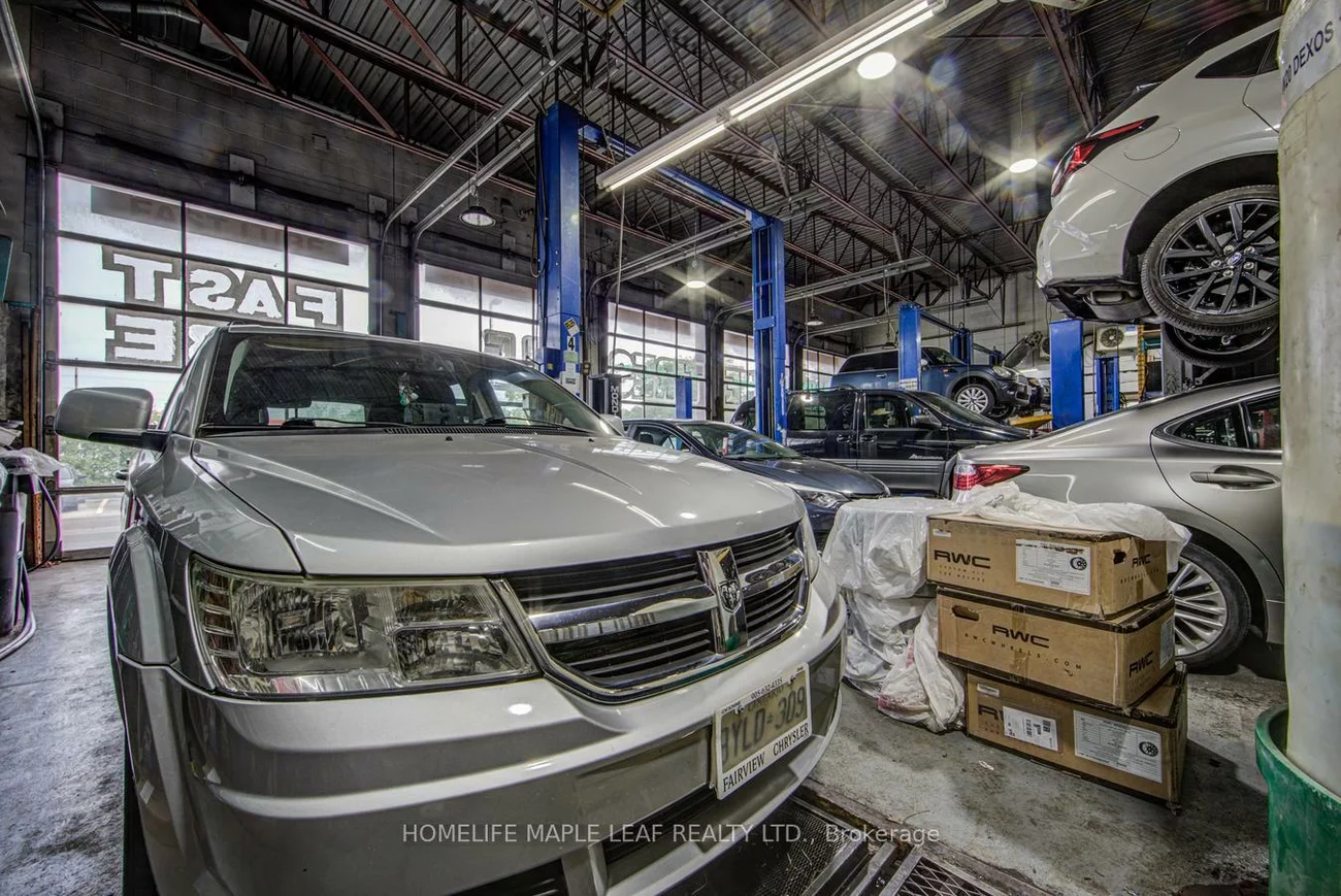 777, Dundas, Erindale, Mississauga