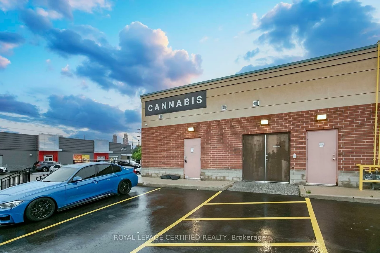 1252, Eglinton, East Credit, Mississauga