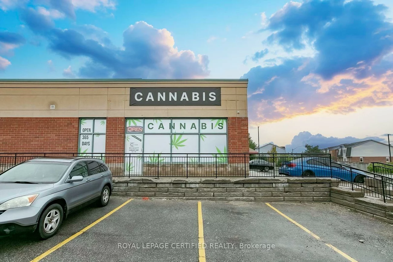 1252, Eglinton, East Credit, Mississauga