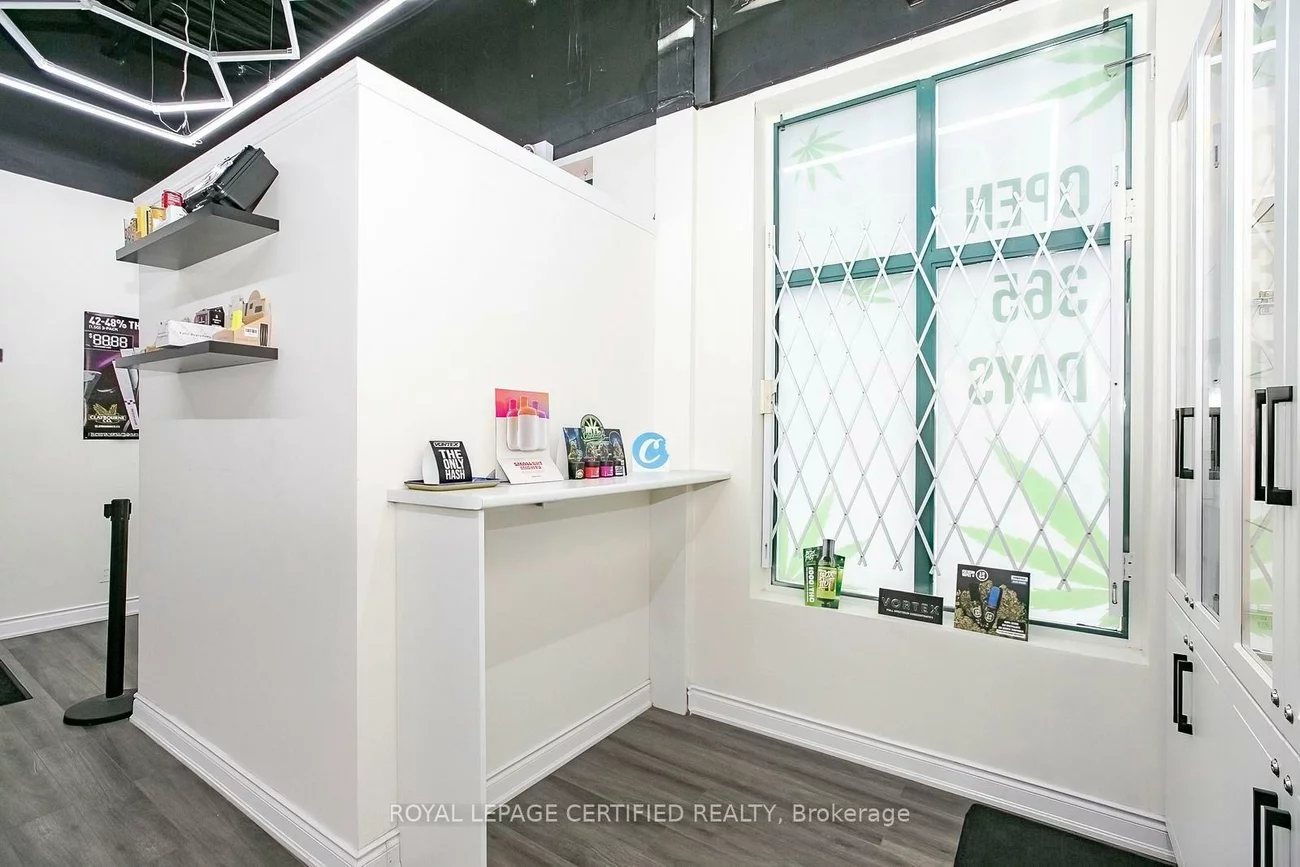 1252, Eglinton, East Credit, Mississauga