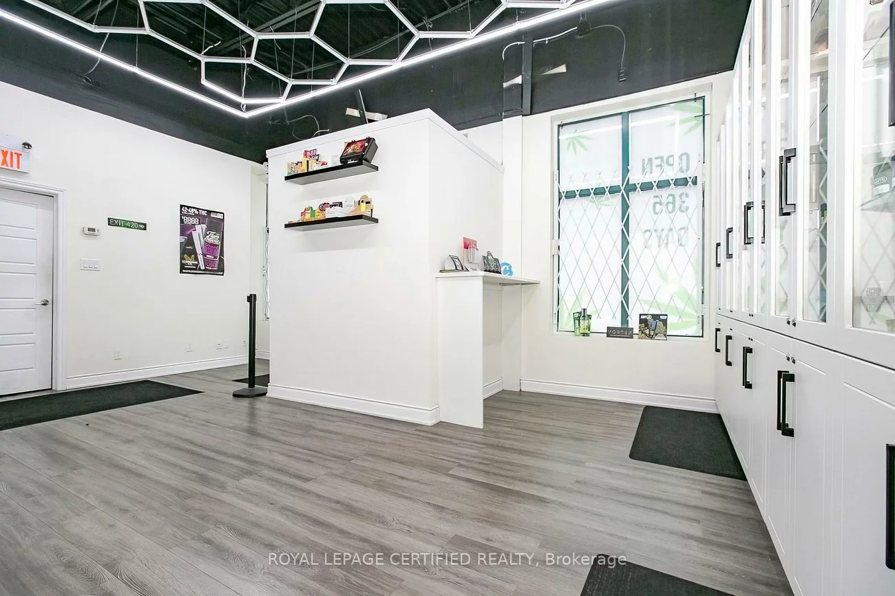 1252, Eglinton, East Credit, Mississauga