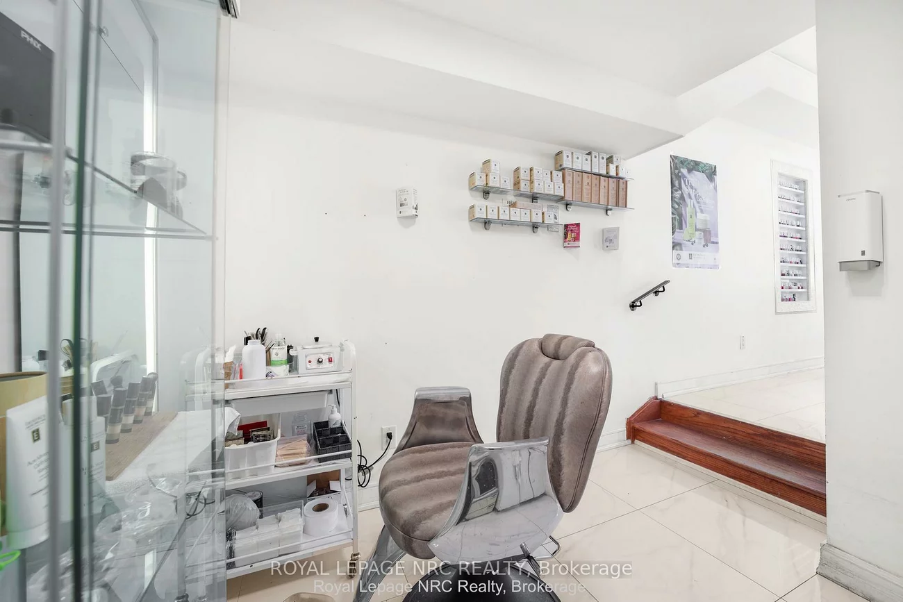 559, Lakeshore, Lakeview, Mississauga