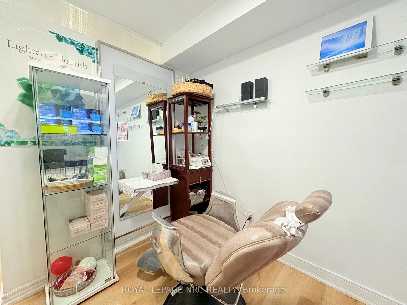 559, Lakeshore, Lakeview, Mississauga