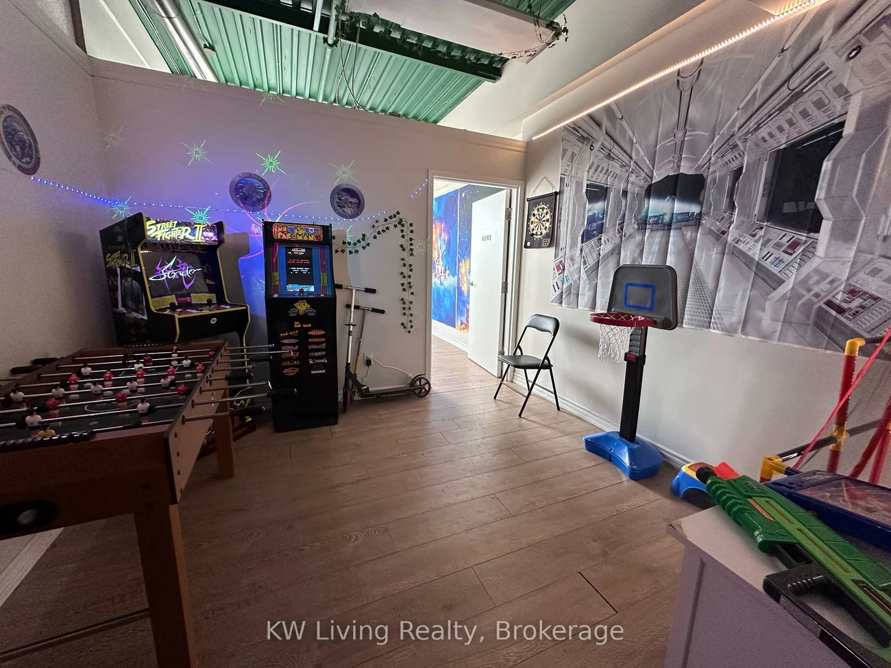 2351, Royal Windsor, Clarkson, Mississauga