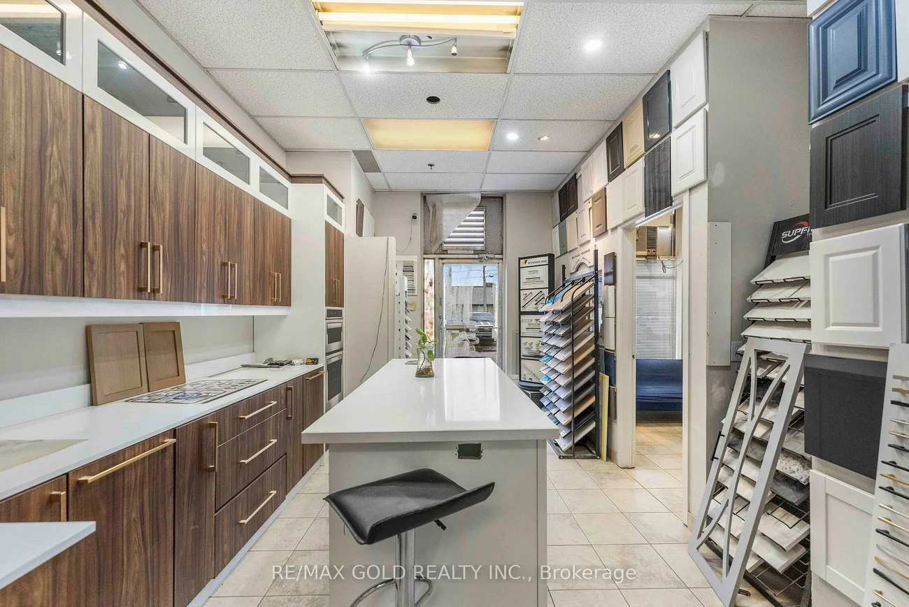 2585, Drew, Northeast, Mississauga