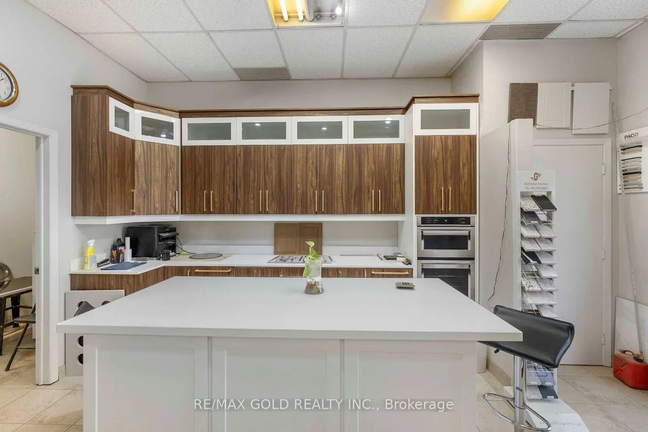 2585, Drew, Northeast, Mississauga