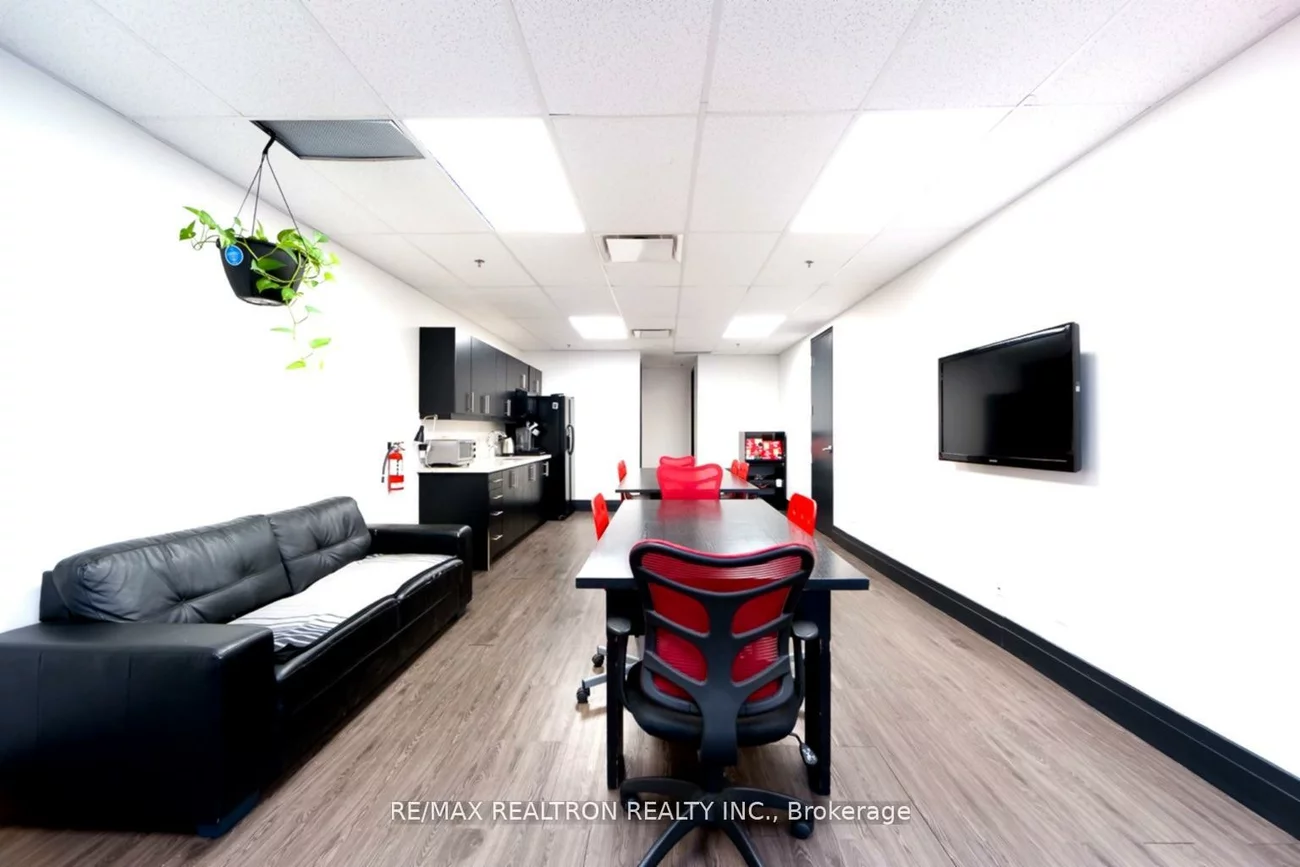 7015, Tranmere, Northeast, Mississauga