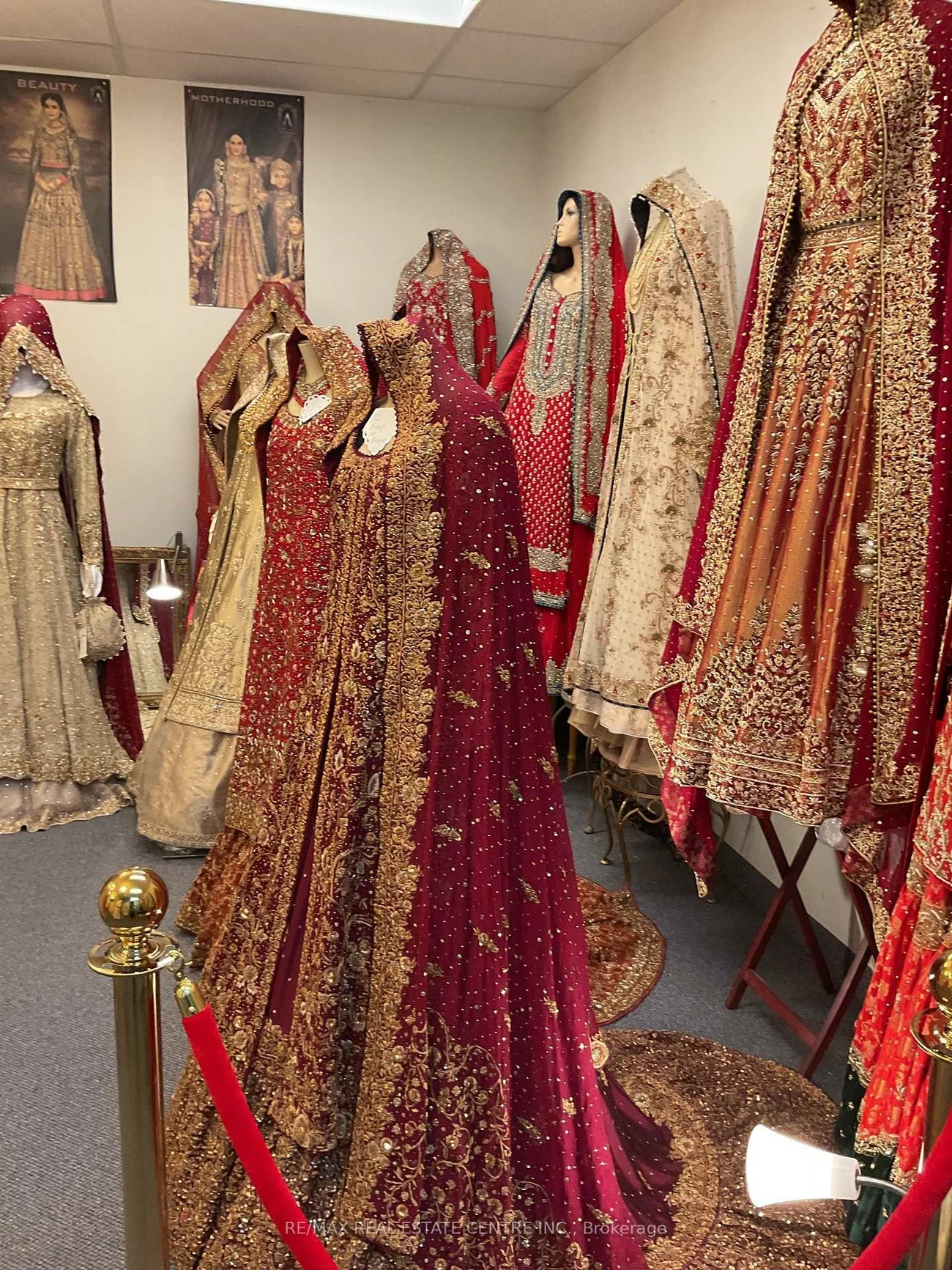 2255, Dundas, Erin Mills, Mississauga