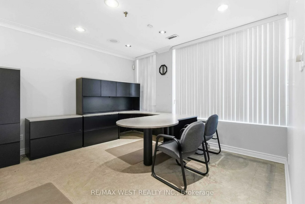 1320, Mid-Way, Northeast, Mississauga