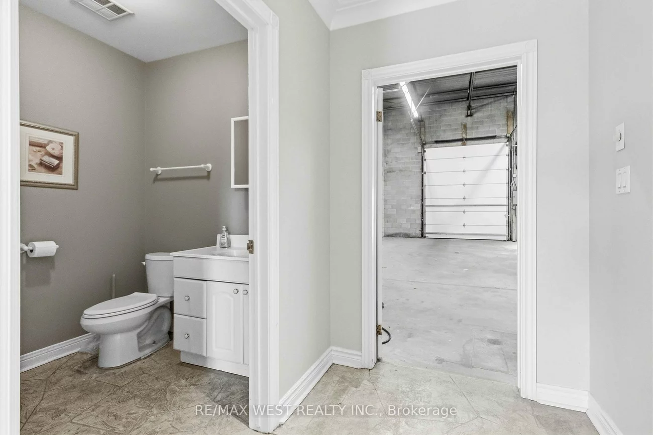 1320, Mid-Way, Northeast, Mississauga