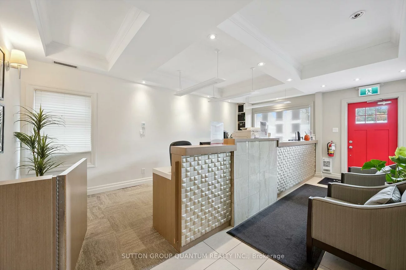 1673, Lakeshore, Clarkson, Mississauga