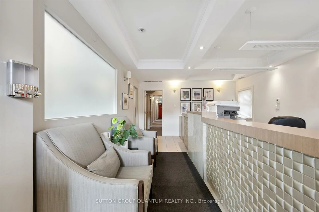 1673, Lakeshore, Clarkson, Mississauga
