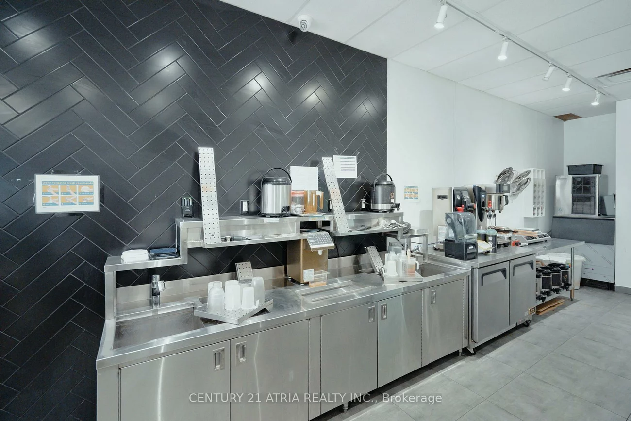223, Ceremonial, Hurontario, Mississauga