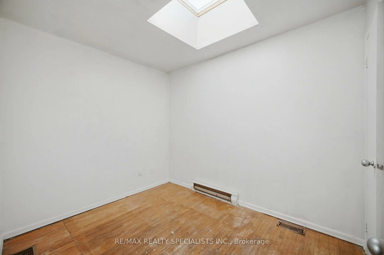 1169, Lakeshore, Lakeview, Mississauga
